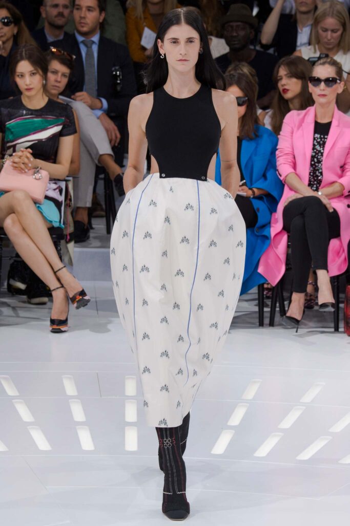 christian-dior-ss15-grace-cain-5