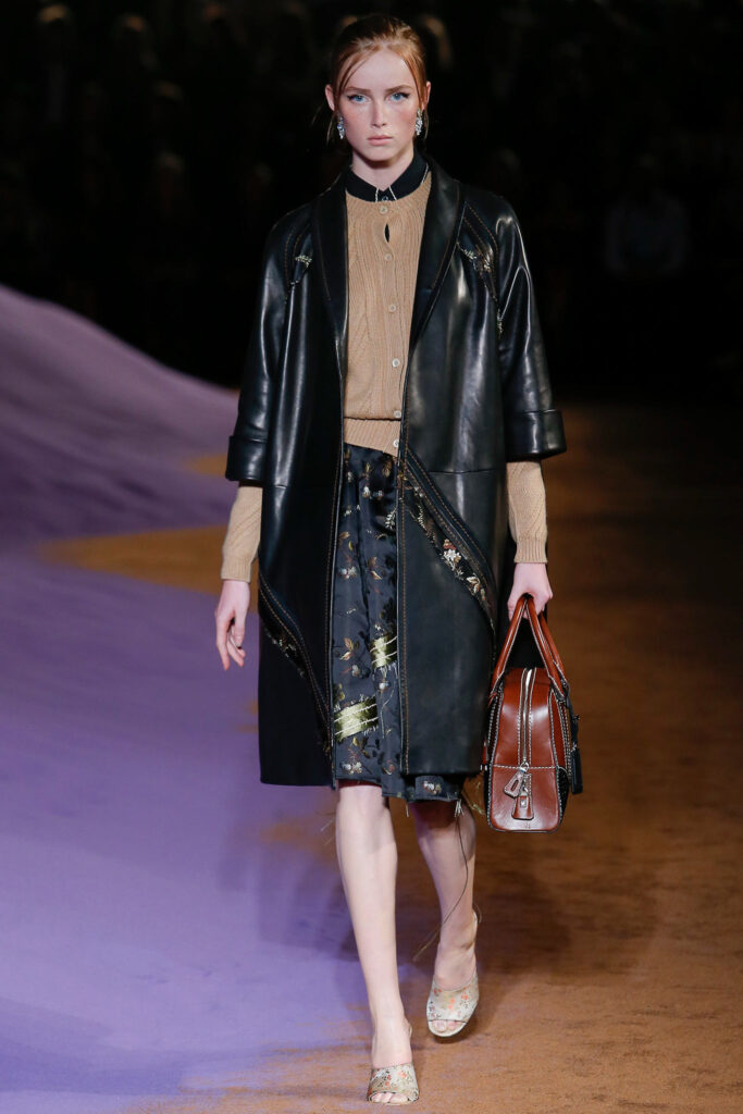 prada-ss15-grace-cain-11