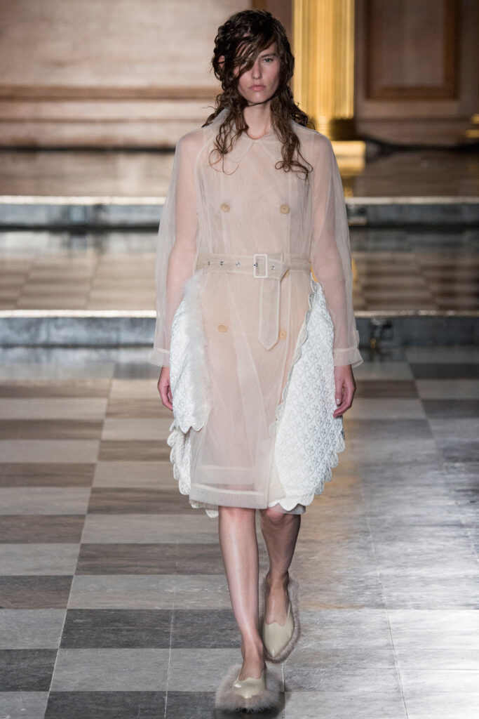 simone-rocha-ss15-grace-cain-13